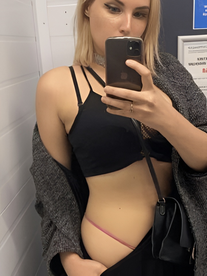 Чулпан привлекальеная девушка из Ялты цена от 10000 руб