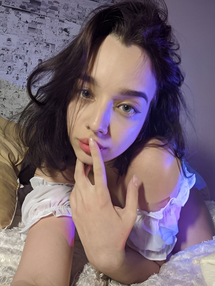 Марго привлекальеная девушка из Ялты цена от 2000 руб