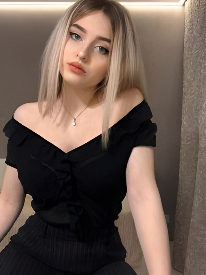 Владислава привлекальеная девушка из Ялты цена от 1500 руб