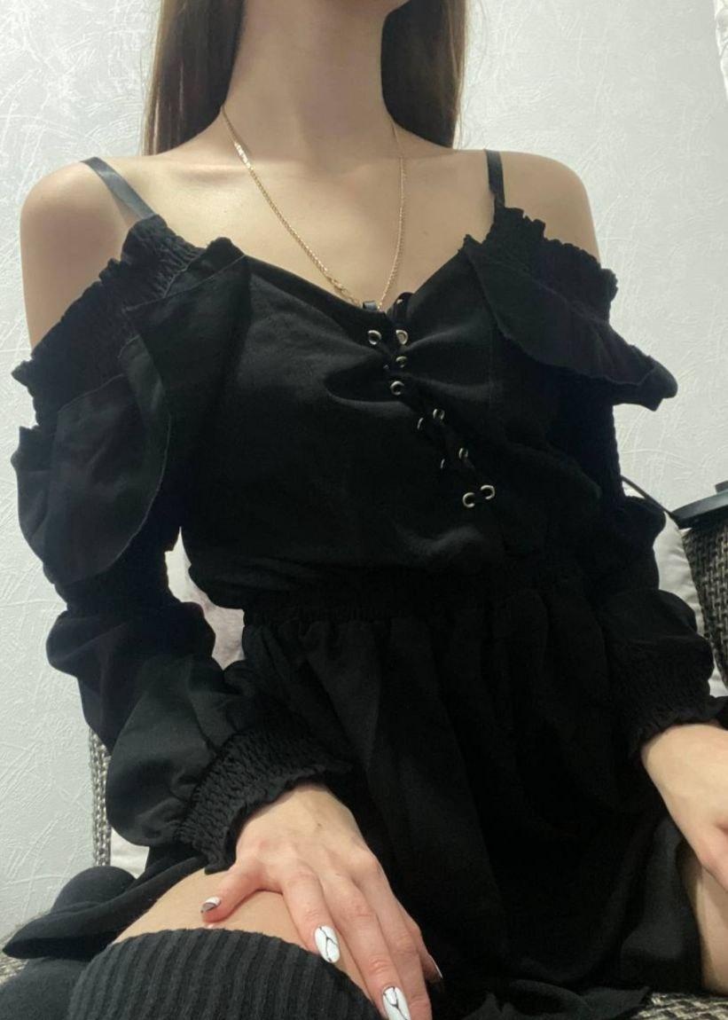 Полли привлекальеная девушка из Ялты цена от 5000 руб