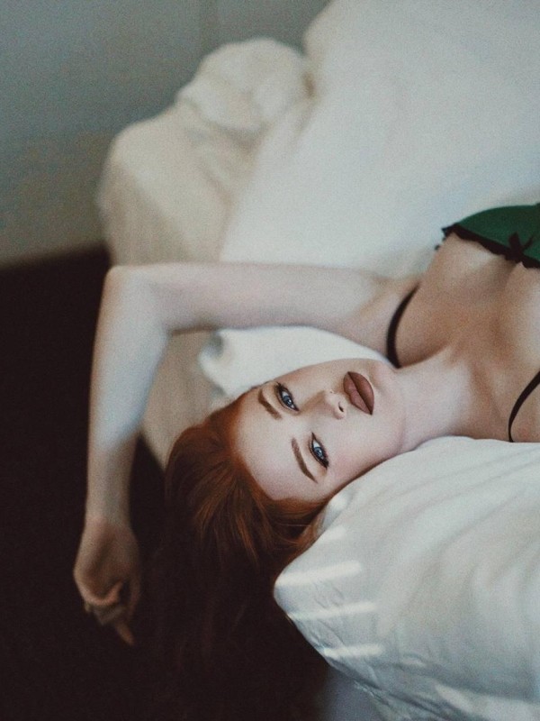 Варвара привлекательная девушка из Ялты цена от 9000 руб